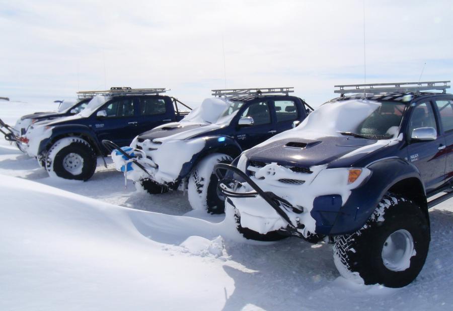  Toyota Hilux Claims Second Pole Position 2009 года  (фото 12 из 17)